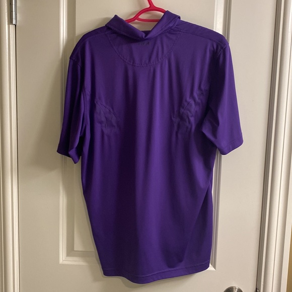 Collared Golf Tee in 10/10 shape with shoulder and back breather mesh - Picture 2 of 7